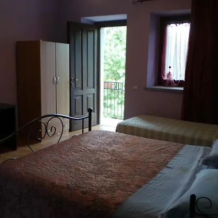 Borgo Robinie Vakantieboerderij *