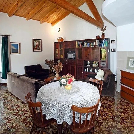 Borgo Robinie Vakantieboerderij Bosia