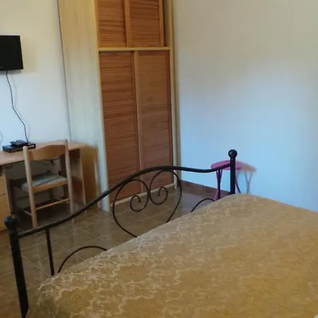 Borgo Robinie Vakantieboerderij *