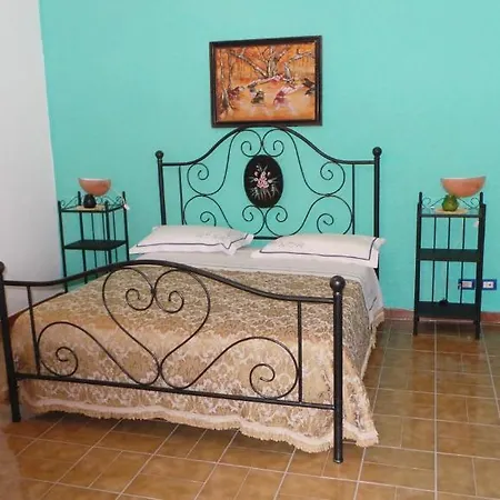 Borgo Robinie * Bosia