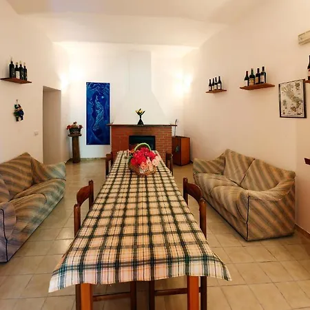 Vakantieboerderij Borgo Robinie *