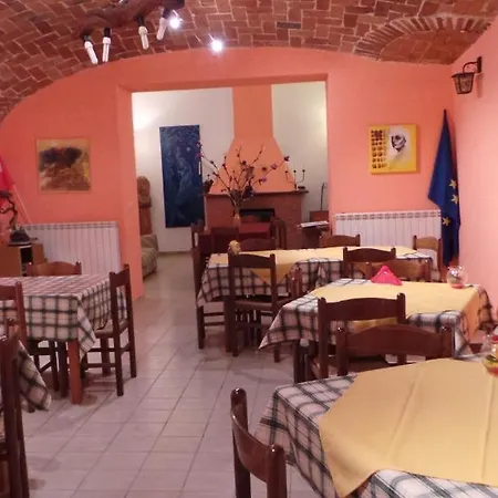 Borgo Robinie Bosia
